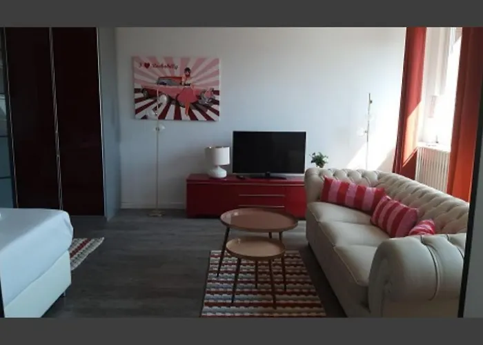 Apartament Zentrale Fuer 2 Personen Bola 45 *